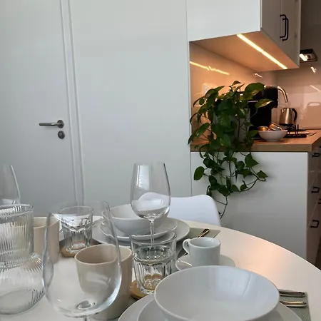 Ren Apartment